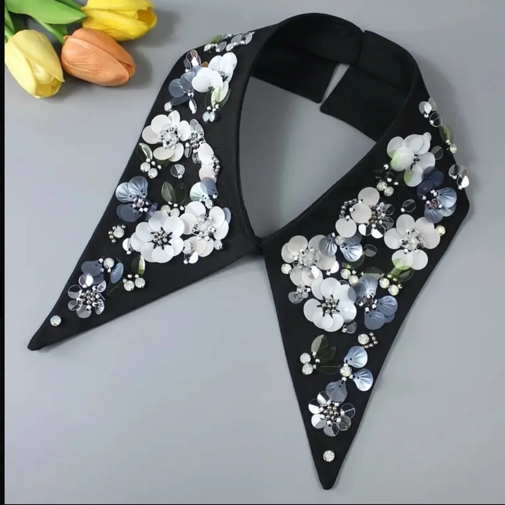 Embellished Black Floral Detachable Collar - Black - Picture 1 of 6